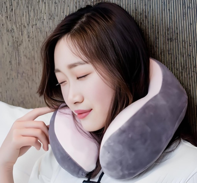 Why a Neck Travel Pillow is a Must-Have for Long Trips(图1)